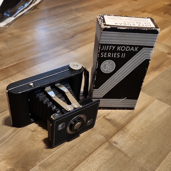 JIFFY KODAK SIX-20 Camera Series II Folding Vintage Original Box - Picture 7 of 10